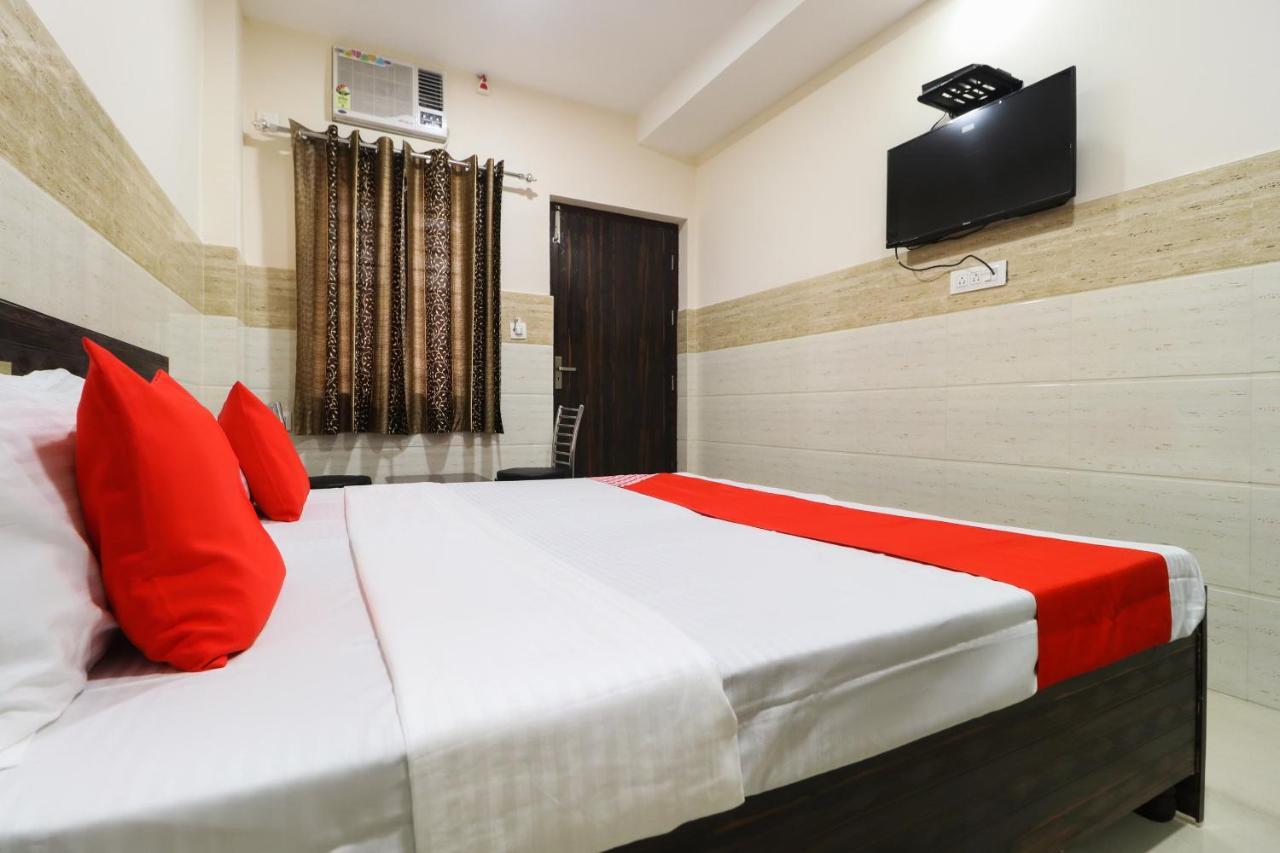 OYO 49095 Hotel K Fort Abadpura Buitenkant foto
