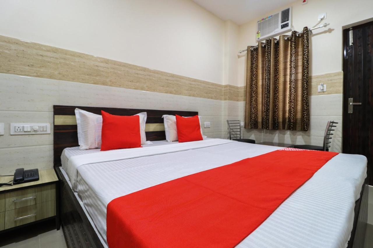OYO 49095 Hotel K Fort Abadpura Buitenkant foto