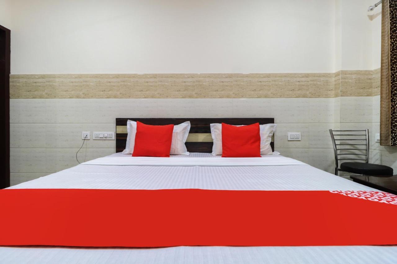 OYO 49095 Hotel K Fort Abadpura Buitenkant foto