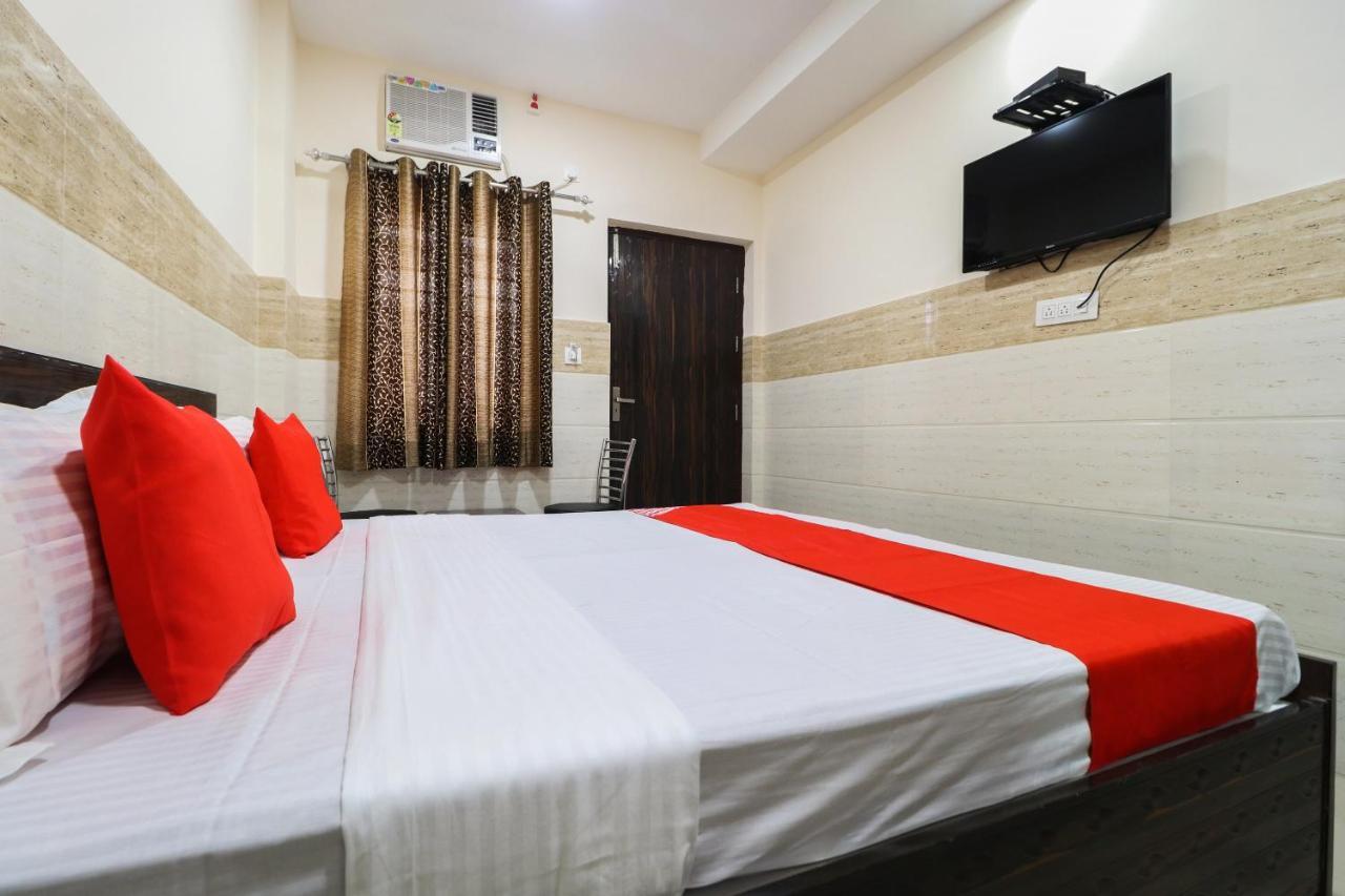 OYO 49095 Hotel K Fort Abadpura Buitenkant foto